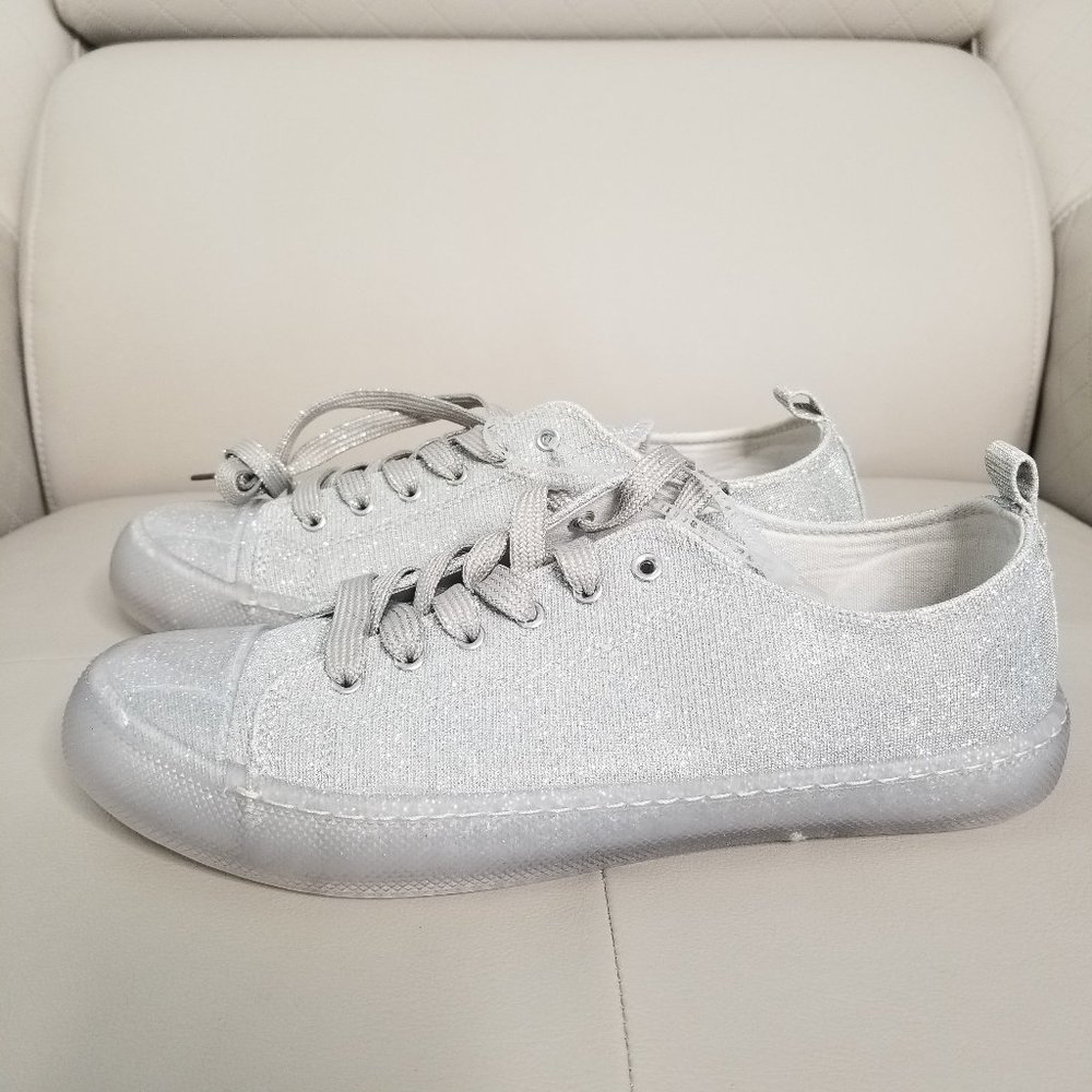 Rocket Dog Sneakers Womens Size 10 Slip On…